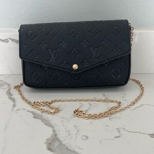 Black and Gold Crossbody Purse